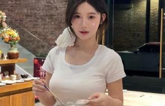 吃瓜不登录155.fun,简直像在沙漠中渴望水源,心慌慌的。