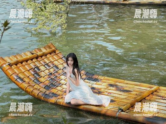 168su “黑料.168su”带你穿梭时空,大瓜小瓜全在“传送门”后面等你!