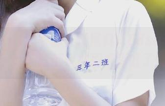大家都在聊黑料.168su苹果版,我的脸都快被刷成彩虹了!