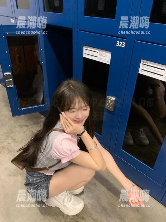 17吃瓜中心 17吃瓜中心网址,入口懵懂,瓜田无数