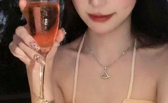 51吃瓜中心发布:有些瓜就是让人想问问,这演技是从哪学来的?