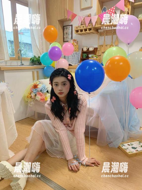 哈哈，今天的瓜挺有意思，坐稳了慢慢观看，51吃瓜网hmyqtt果然不出我所料。