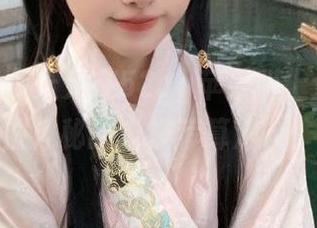 今天又在52cg苹果版上遇见了那位神秘的“推荐算法”!