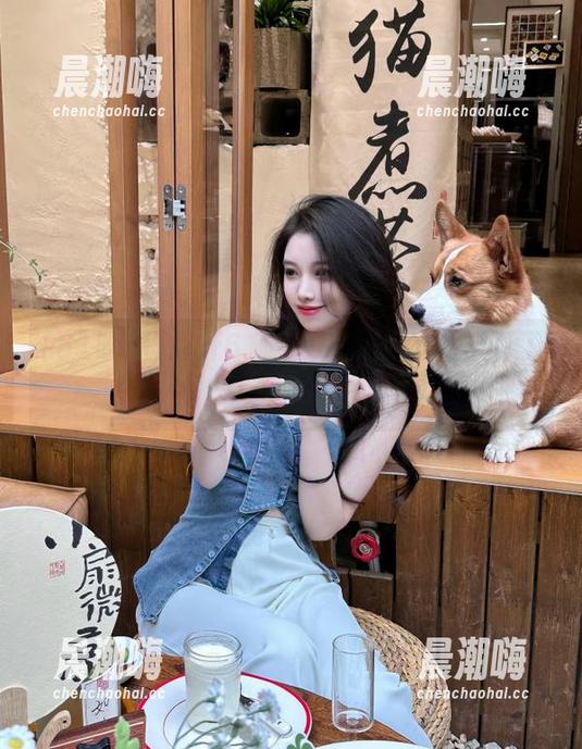 61吃瓜 点开61吃瓜网页,仿佛打开了一个论文集——都是瓜!