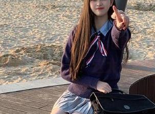 哈哈,tttzzz.su黑料入口地址竟然藏在了评论区?这太神奇了吧...