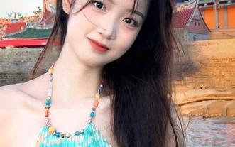 下载冲哥黑料APP,永不迷路,吃瓜大军走你,不怕黑,不怕乱!