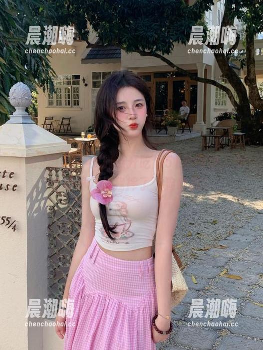 吃瓜51 不小心点开吃瓜51的网址,今天的爆料让我摔了个狗吃屎!