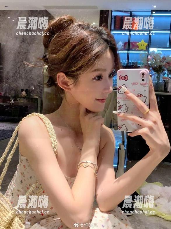 吃瓜网 别再跟着别人瞎说了,下载吃瓜网,自己来找一些人气热点,才叫真正的“思想者”!