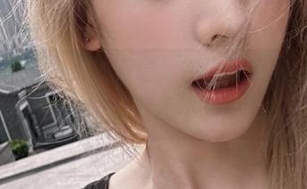 发布新消息,在线吃瓜网说某某又出事了,戏还不够多吗?