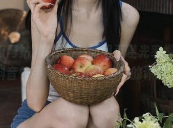 吃瓜网站的网页曝光率爆表,抖音快手网红们不怕凶残的评论?