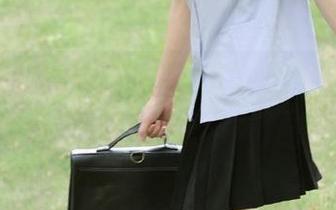 娱乐718发布重口味八卦，我能说这瓜真心吃不进吗？