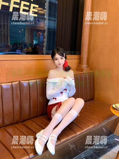娱乐718更新了，直播画面里的对话让我有点小尴尬了