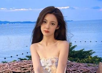 一键下载，扒哥黑料网站让你轻松成为社交场的焦点！