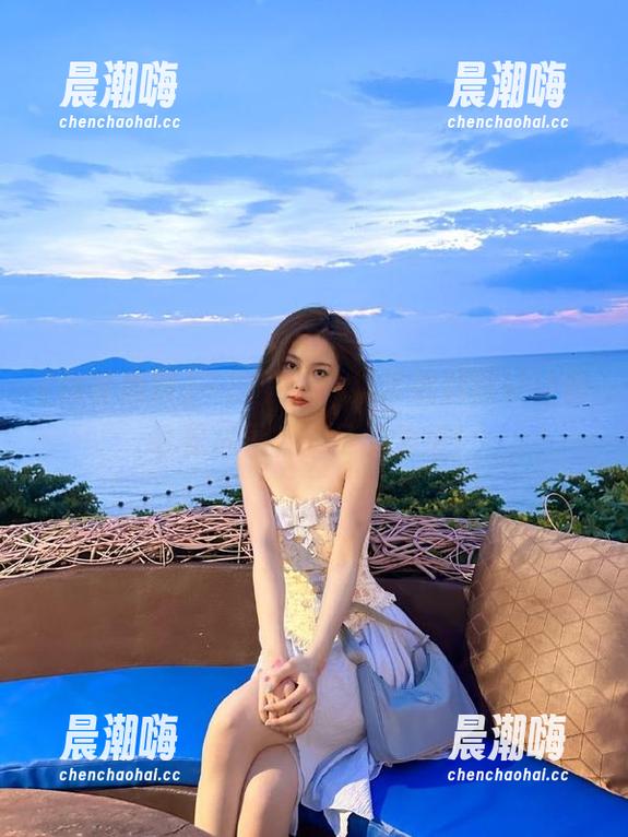 扒哥黑料 一键下载,扒哥黑料网站让你轻松成为社交场的焦点!