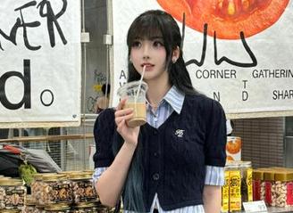 社区黑料网换个导航，居然能带我到吃瓜新高度，连小学生都不敢小觑我的瓜样了！