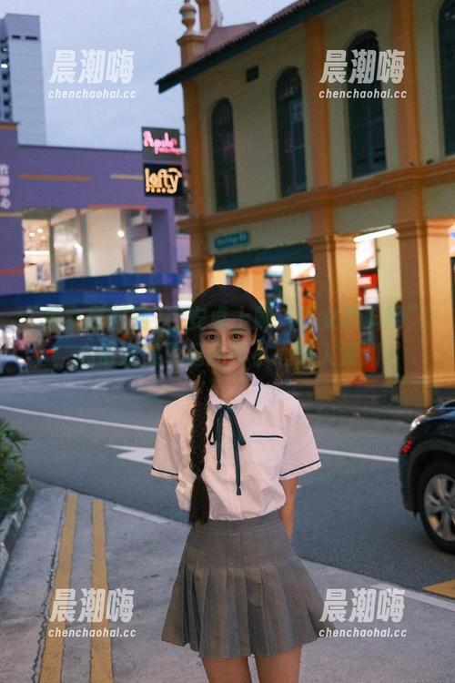 美女黑料网 在安卓上刷“美女黑料网”,心情好得飞起还不小心陷入深渊。