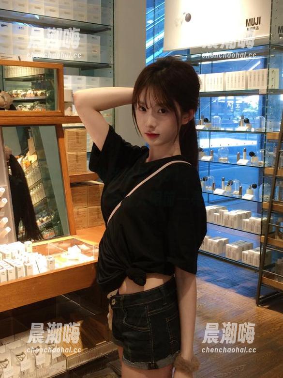 黑料51 快快登录黑料51,今天的瓜瓣儿个个都让人眼前一亮!