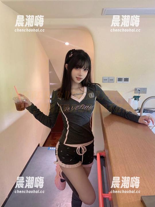 黑料不打烊 今儿个的瓜又火又辣,超级想分享,记得点链接访问黑料不打烊哦!