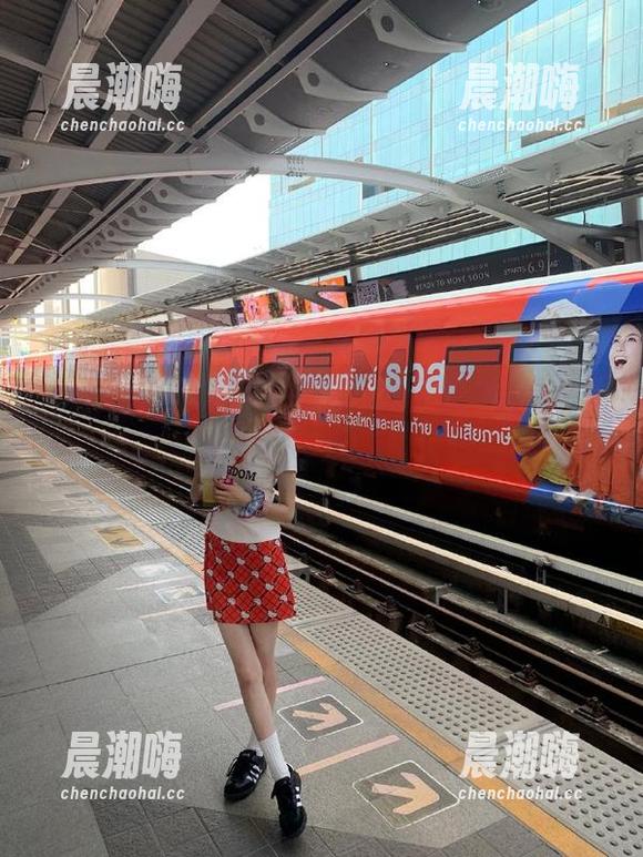 黑料不打烊 最新传送门开通,黑料不打烊,欢迎各路吃瓜群众,咱们唠一唠吧!