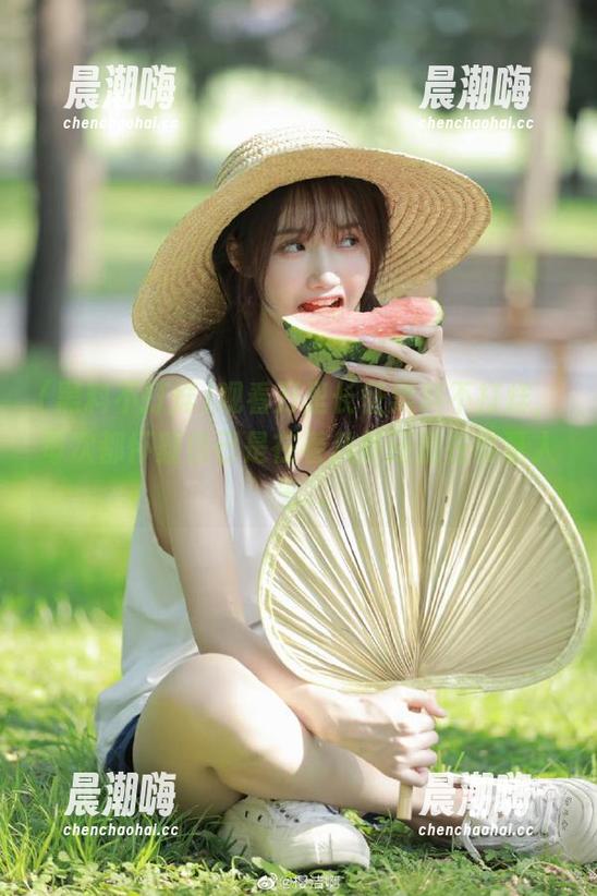 观看万里长征黑料不打烊，每次都怀疑自己是在看八卦还是在临摹人生...