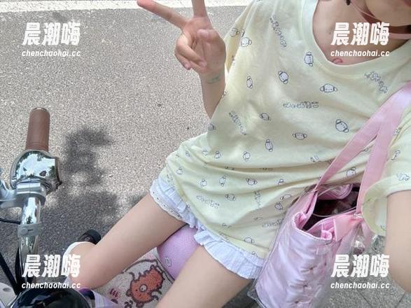 找黑料不打烊tttzzz入口的网址？小心被网友丢出去了哦～