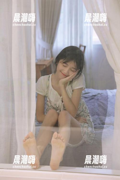 又是一套怪异的“黑料冲哥”玩偶，下载你会爱上还是觉得惊悚？