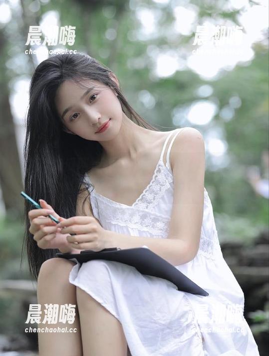 黑料吃瓜网址 黑料吃瓜网址:最新资讯比我的心情还复杂,这世道真让人无奈。