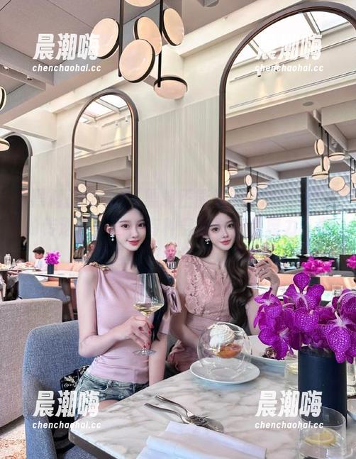 黑料正能量 “黑料正能量zzzttt”网站的传送门,居然有种穿越时空的魔力,我的脑洞被完全打开了!