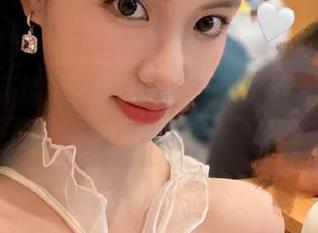 黑料正能量:永不迷路的index首页,一不小心就会掉进八卦大坑!