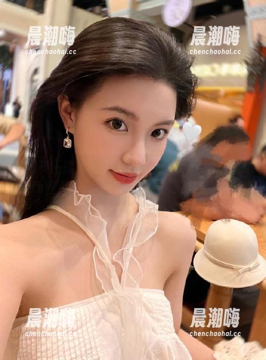 黑料正能量 黑料正能量:永不迷路的index首页,一不小心就会掉进八卦大坑!