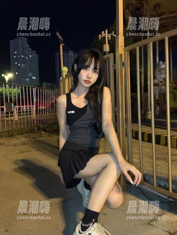 黑料社 瓜子一放,黑料社苹果版欢欢喜喜开个坛,爆料再大也能稳着吃!