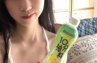 突然觉得，“黑料网曝”的分享就像马路边的小吃，总能勾起我的食欲！