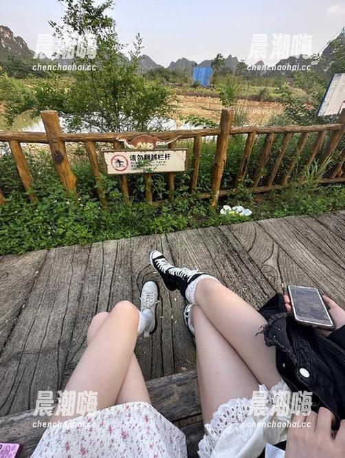 登录黑瓜吃料，随便吃瓜就能涨姿势，心情好到飞！