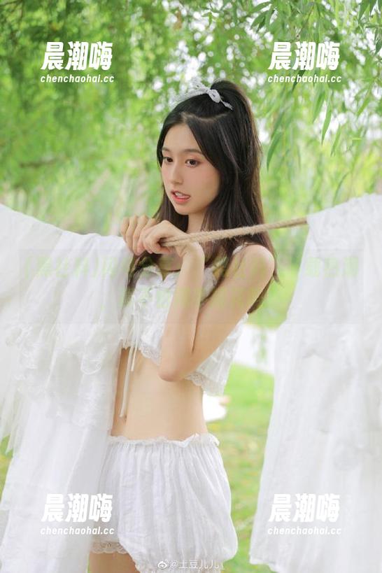 黑社料 闪电分享:“黑社料”下载热潮,真不怕辣手摧花吗?